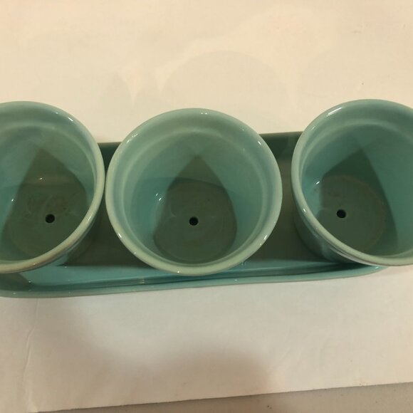 Set of Three lovely light turquoise Ceramic Planter Pots with Tray - Picture 6 of 6